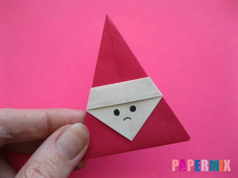 Как сделать Деда Мороза из бумаги (оригами) своими руками - шаг 11