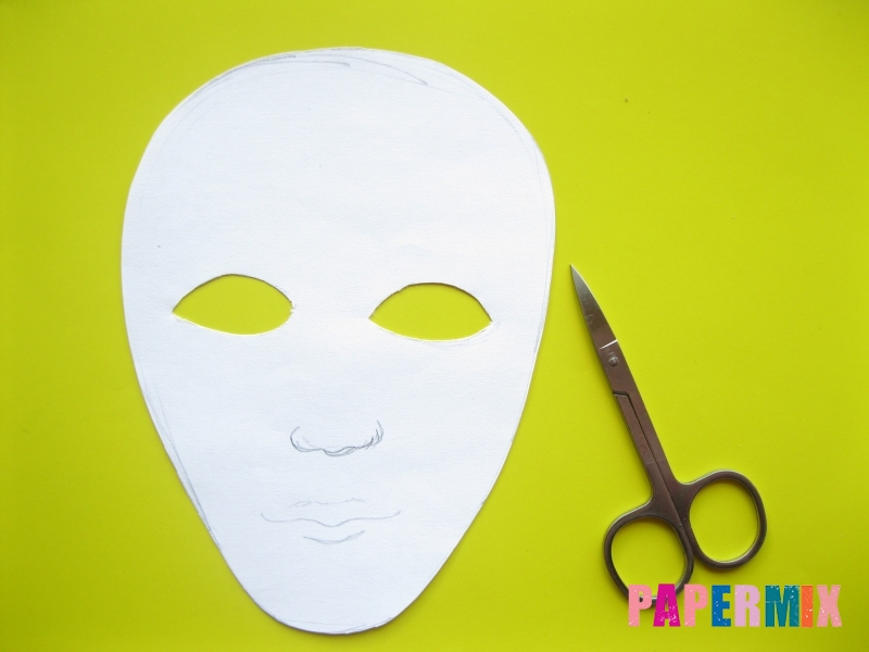 Как сделать маску мумии из бумаги на хэллоуин своими руками - шаг 4