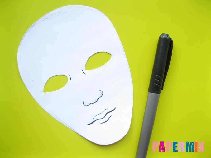 Как сделать маску мумии из бумаги на хэллоуин своими руками - шаг 5