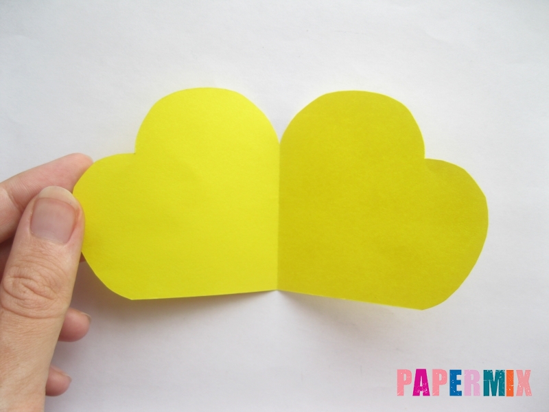 Как сделать объемную валентинку из бумаги своими руками - шаг 3