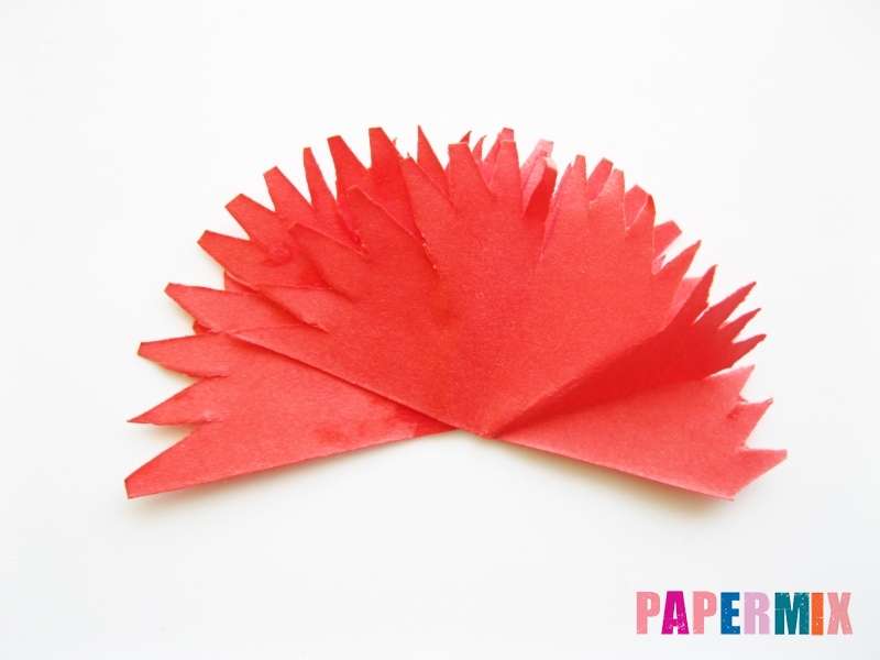 Как сделать гвоздику из цветной бумаги поэтапно - шаг 10