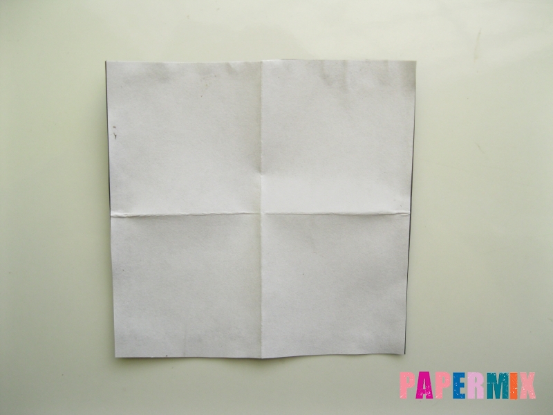 Как сделать мужской костюм из бумаги (оригами) - шаг 1