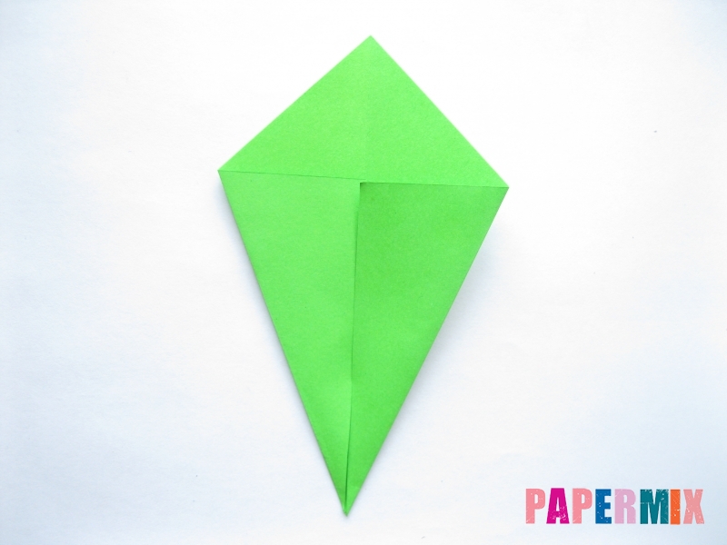 Как сделать ромб из бумаги (оригами) поэтапно - шаг 4