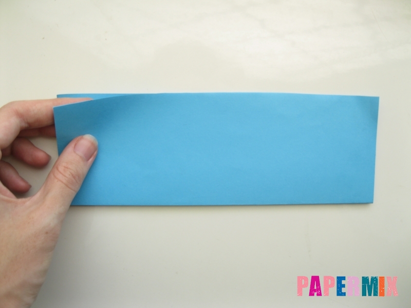 Как сделать рубашка с галстуком из бумаги (оригами) - шаг 1