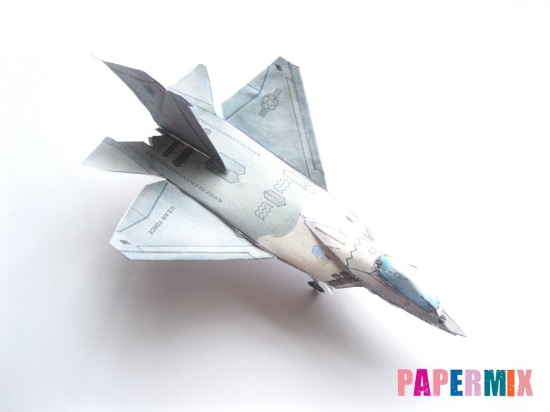 Как сделать самолет F-22 Lightning II из бумаги своими руками - шаг 7