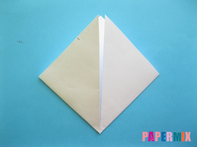 Как сделать закладку зайчик из бумаги поэтапно - шаг 5