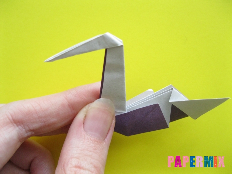 Как сделать аиста из бумаги (оригами) поэтапно - шаг 15