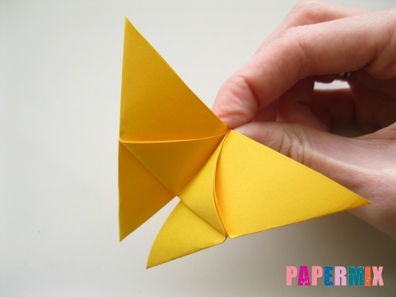 Как сделать бабочку из бумаги поэтапно - шаг 7