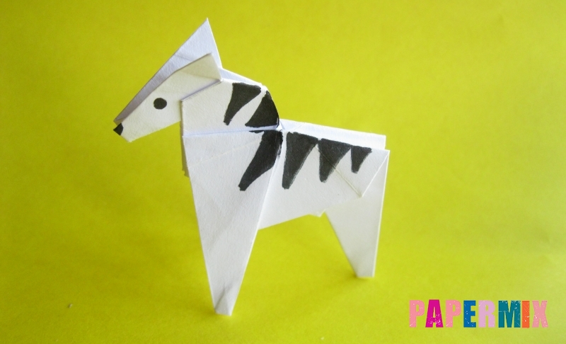Как сделать зебру из бумаги в технике оригами своими руками поэтапно