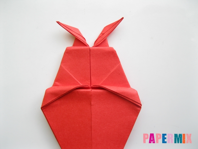 Как сделать жука из бумаги (оригами) инструкция - шаг 10
